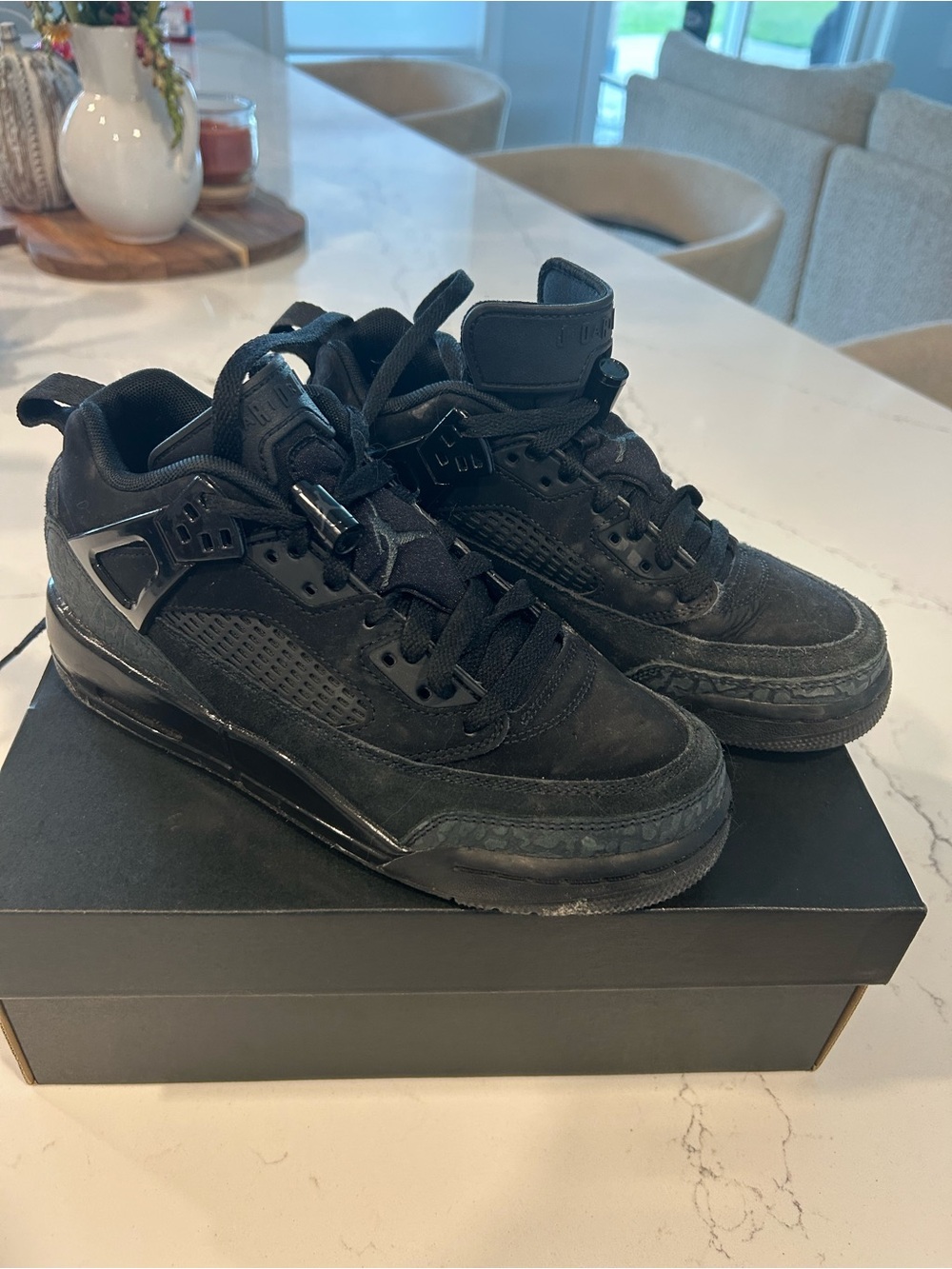 Jordan Men's Low-Top Black Suede Sneakers